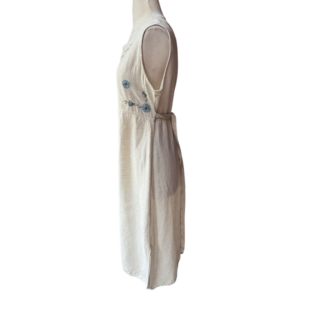 1990s M.P.H. Light Tan, Floral Embroidered, Flex/Rayon Sundress - Picture 3 of 6